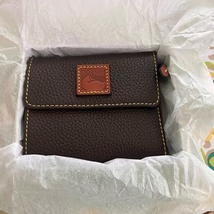 Dooney and Bourke wallet